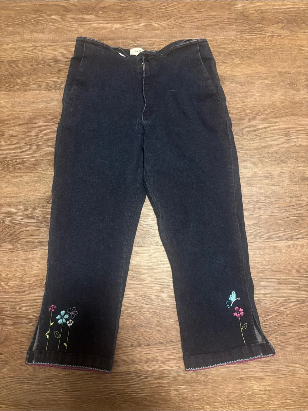 vintage gap capris with floral embroidery